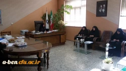 نشست صمیمی سرپرست پردیس و مسئول واحد خواهران دفتر نهاد مقام معظم رهبری با کارکنان