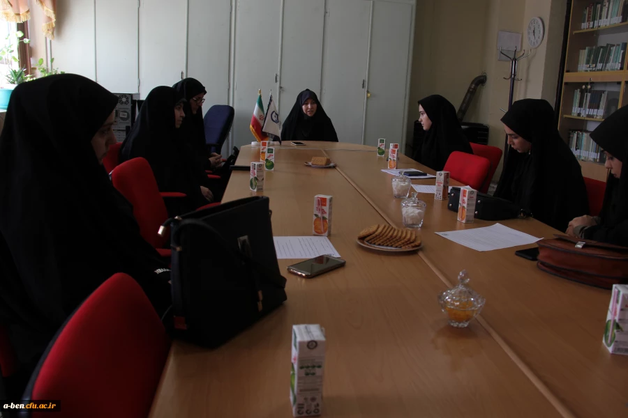 جلسه توجیهی دانشجومعلمان شرکت کننده در اردوی راهیان نور در پردیس