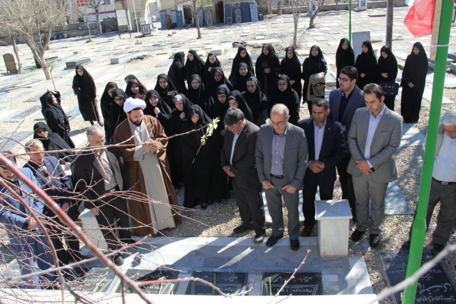 گرامیداشت روز شهدا