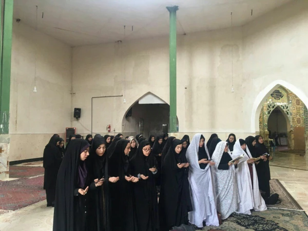 برگزاری اردوی زیارتی امام زاده سید صدرالدین در دهه ی سرآمدی آموزش