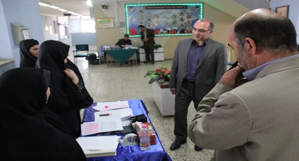 بازدید دکتر عبدی از مصاحبه