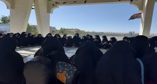 مراسم غبار روبی و عطر افشانی مزار شهدای هشت سال دفاع مقدس 