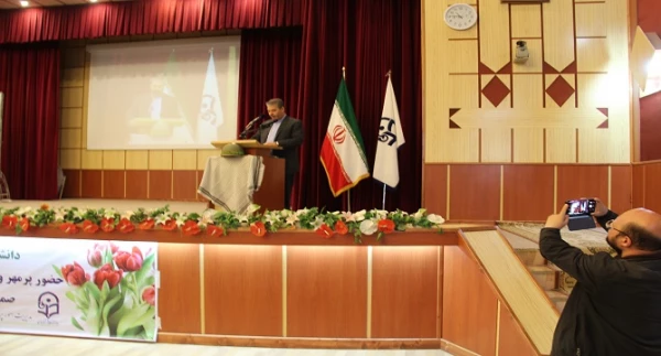 آئین استقبال از دانشجومعلمان جدید الورود: