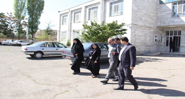 بازدید سرپرست مدیریت امور پردیس های استان از فضای رفاهی، اداری و آموزشی پردیس 