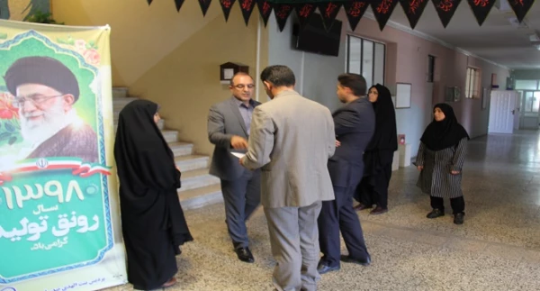 بازدید سرپرست مدیریت امور پردیس های استان از فضای رفاهی، اداری و آموزشی پردیس 