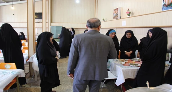 بازدید سرپرست مدیریت امور پردیس های استان از فضای رفاهی، اداری و آموزشی پردیس 