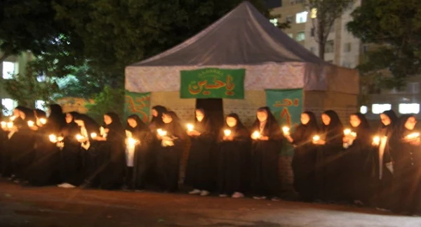 مراسم پرچم گردانی پرچم حرم حضرت امام حسین (ع) در محوطه پردیس 