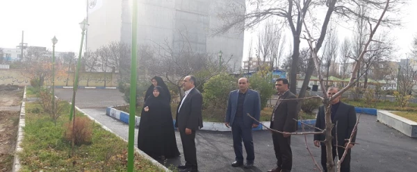 بازدید معاون توسعه مدیریت و پشتیبانی اداه کل آموزش و پرورش از روند اجرایی طرح آسفالت محوطه پردیس 