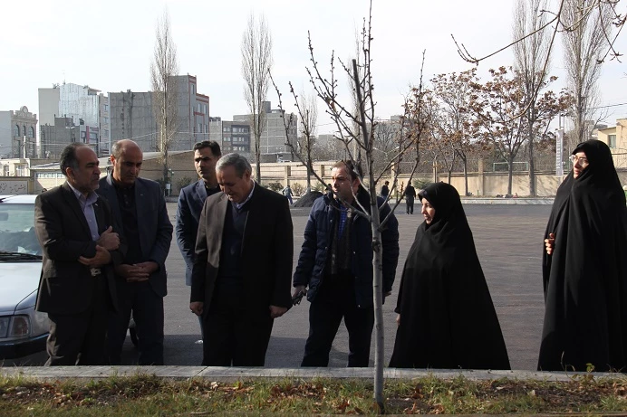 بازدید مدیرکل آموزش و پرورش استان  از پروژه های عمرانی سیستم گرمایشی و اسفالت محوطه پردیس 