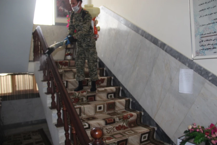 ضدعفونی و گندزدایی قسمت های مختلف پردیس بنت الهدی صدر 