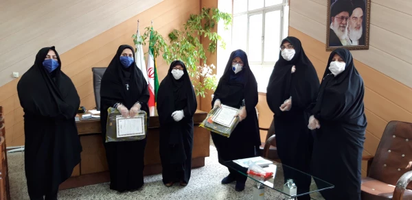 تجلیل از مسئولین آموزش پردیس بنت الهدی صدر